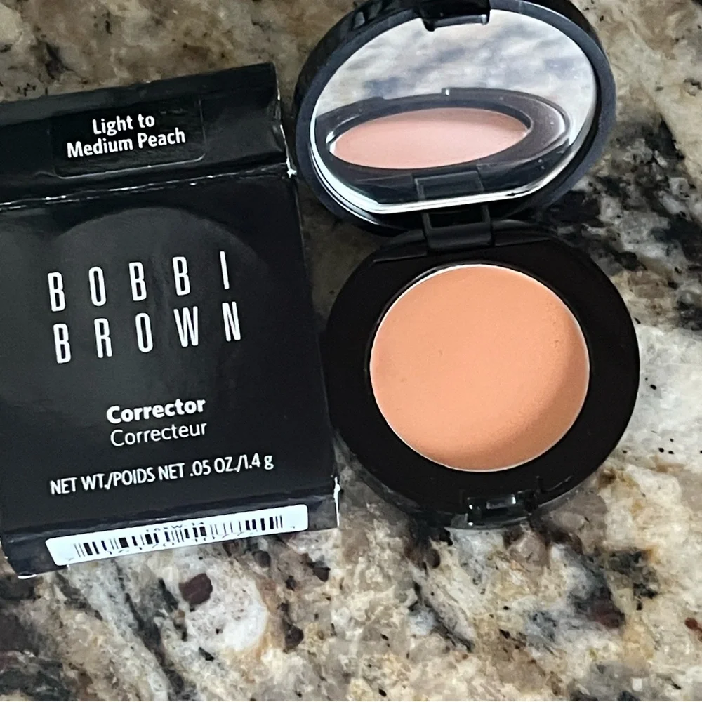 ⚡️🎃Bobbi Brown Corrector Light to Medium Peach